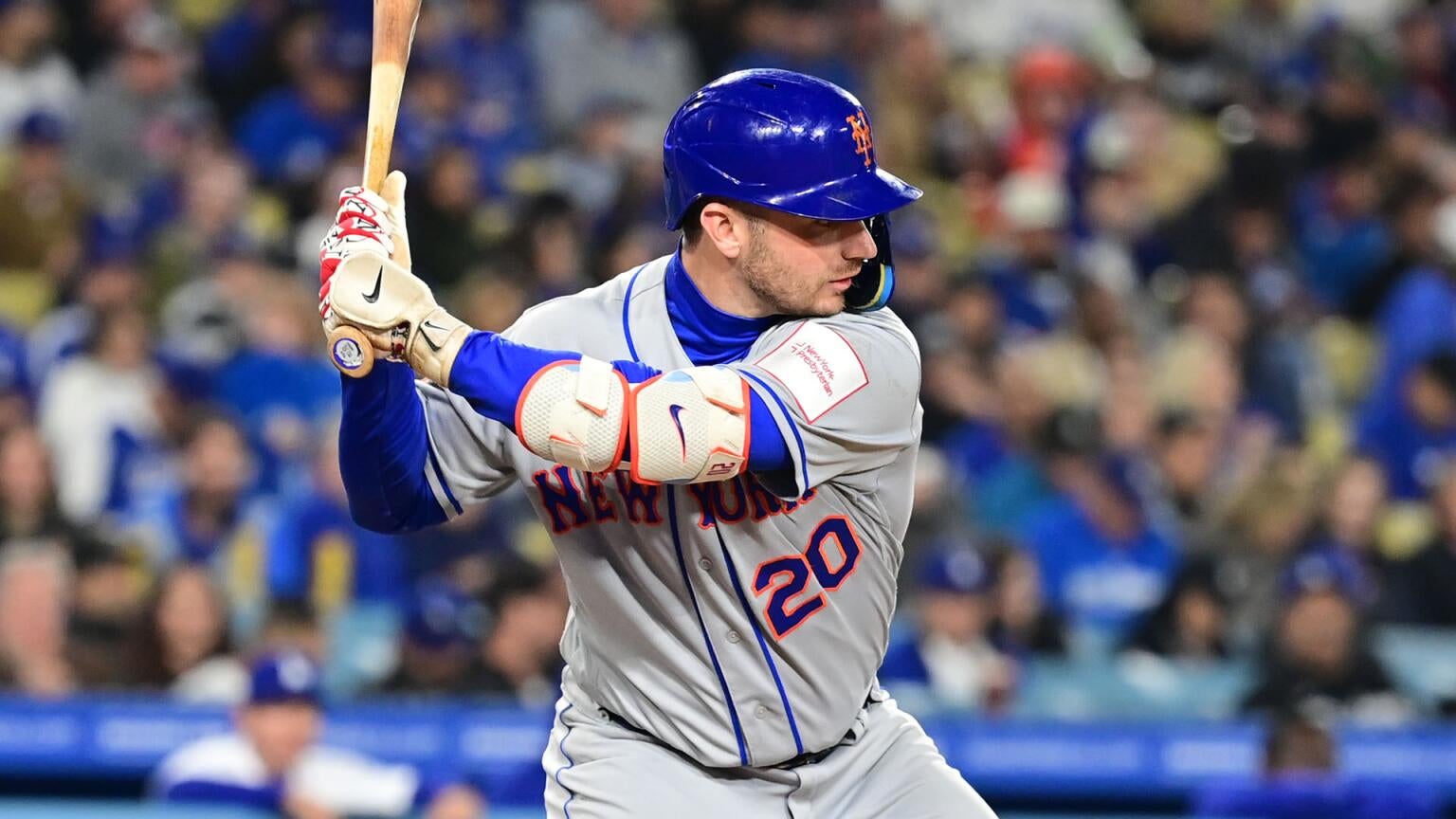 ESPN finalizes MLB.TV deal.