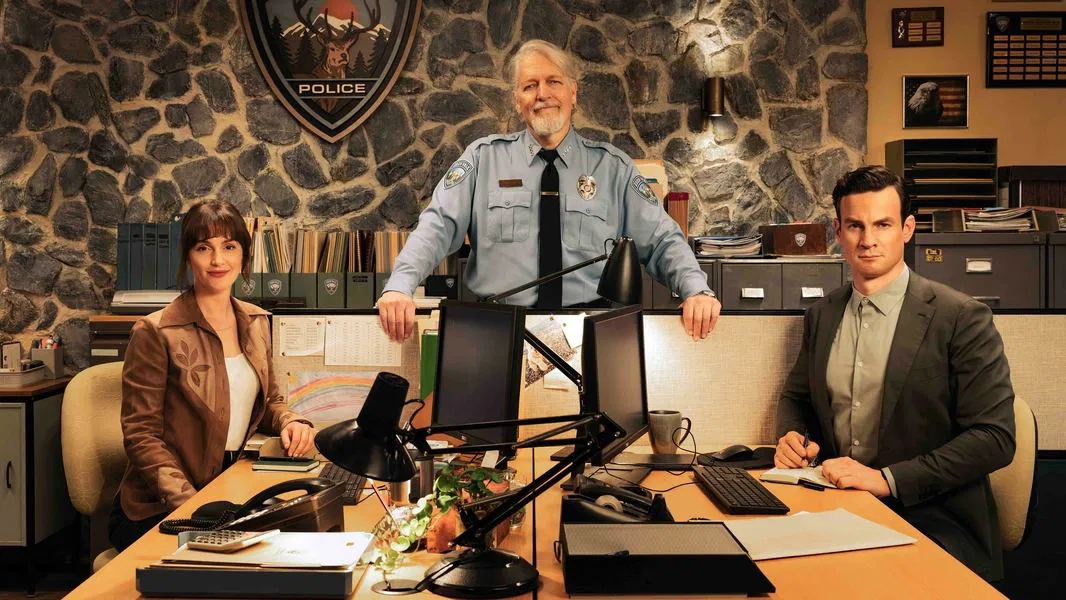 Good Cop/Bad Cop is a prodedural comedy on The CW that drops Wed. Feb 18.