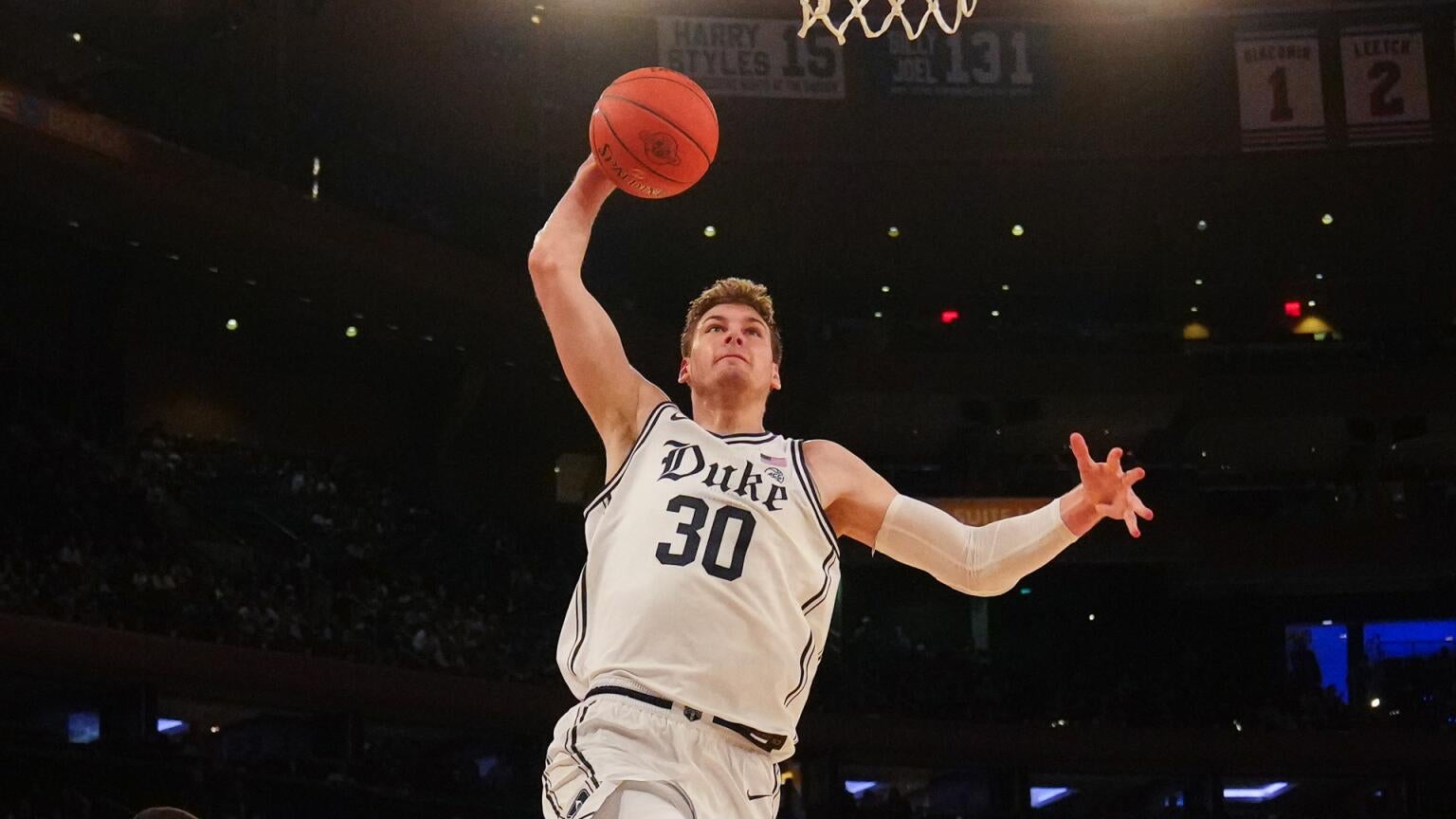 The 2025 NCAA Men's and Women's Basketball Tournaments will play a huge number of games on Sling TV.